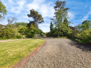 Photo 19- click for photo gallery